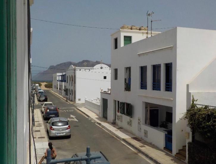 Coqueto Apto Eila 100 Metros Playa Wifi Apartment Famara Exterior photo